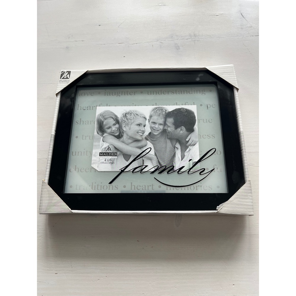 Malden Family‎ Picture Frame Black Tabletop or Wall Mount 4x6